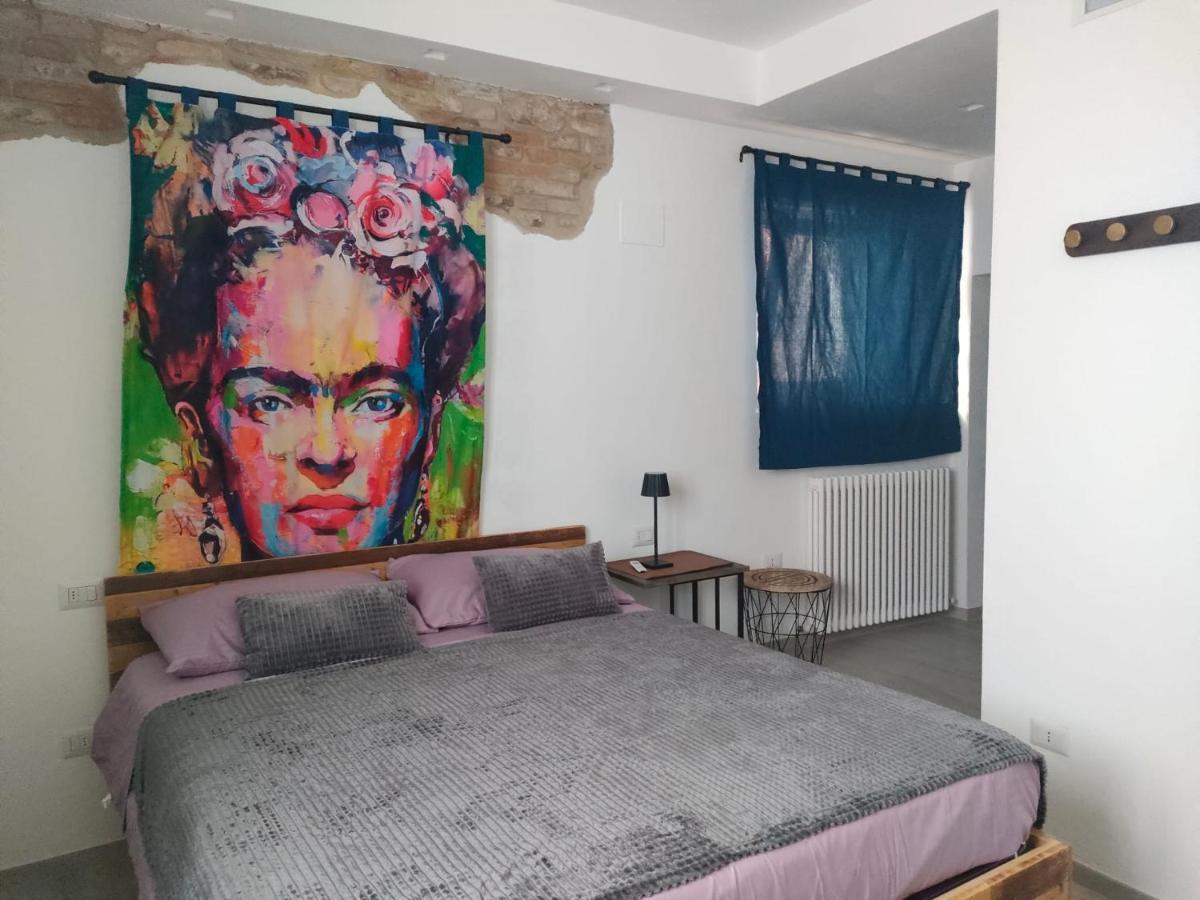 Hotel Casa Del Fiordaliso San Benedetto del Tronto Esterno foto