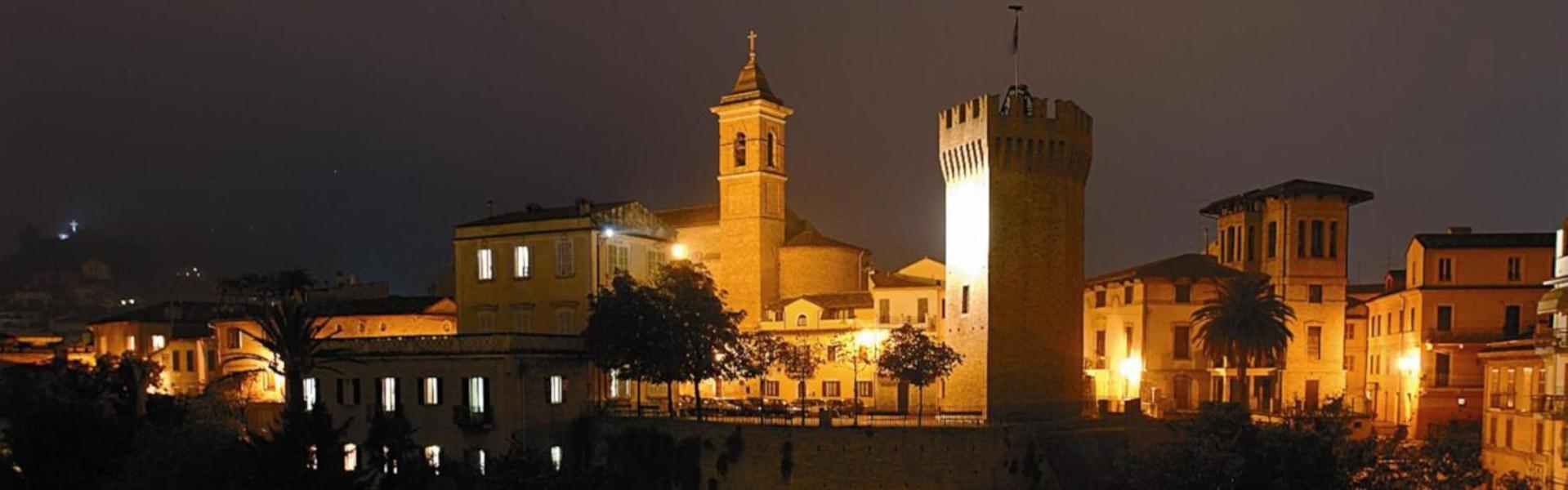 Hotel Casa Del Fiordaliso San Benedetto del Tronto Esterno foto